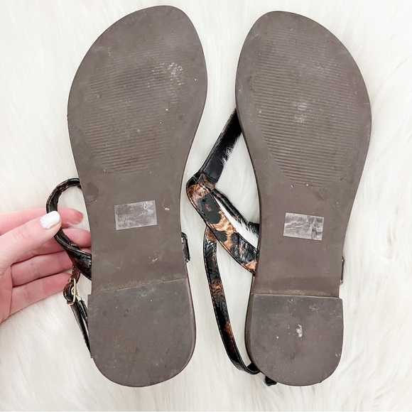 Steve Madden Leopard Print Thong Sandals - Picture 2 of 3